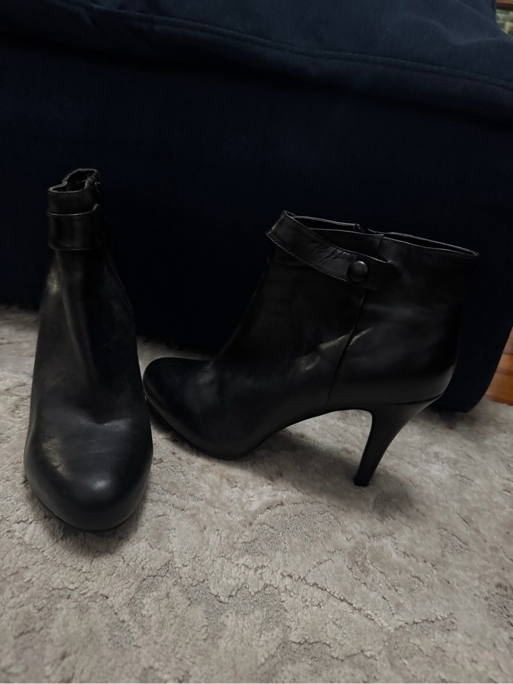 Classic Black Leather Ankle Boots - Elegant Women's Heels
